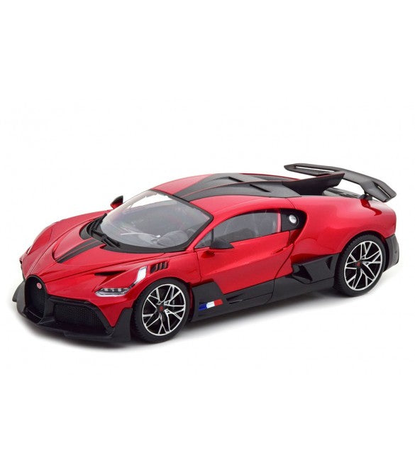 Bburago 1:18 Bugatti Divo (2018) Red - 4893993013876 - crystallotus.eu