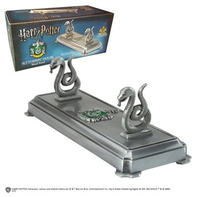 Harry Potter - Slytherin Wand Display