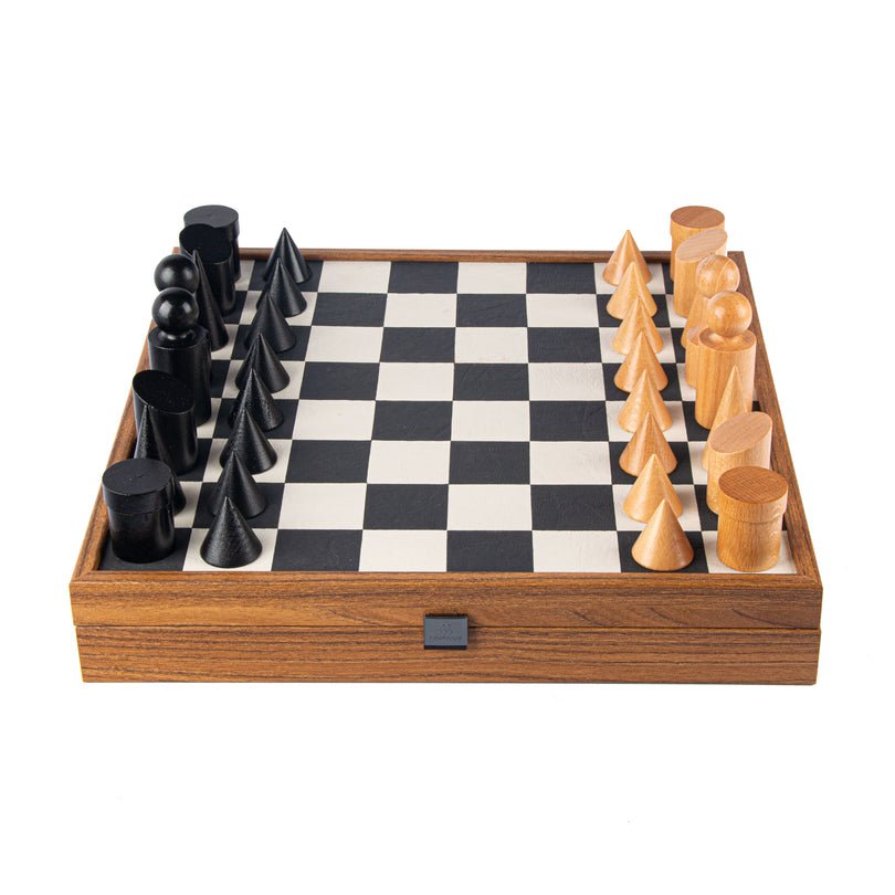 Bauhaus Style Black &amp; White Chess Set - King&