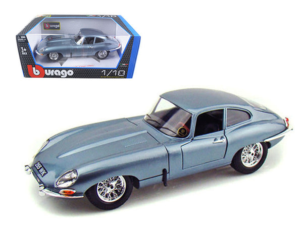 Bburago 1:18 Jaguar E-type Coupe (1961) Silver-Blue - 4893993120444 - crystallotus.eu