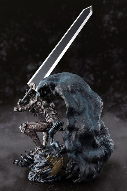 Berserk Figuarts ZERO Metallic Touch PVC Statue Guts Berserker Armor 35 cm - 4573102676542 - Crystal Lotus