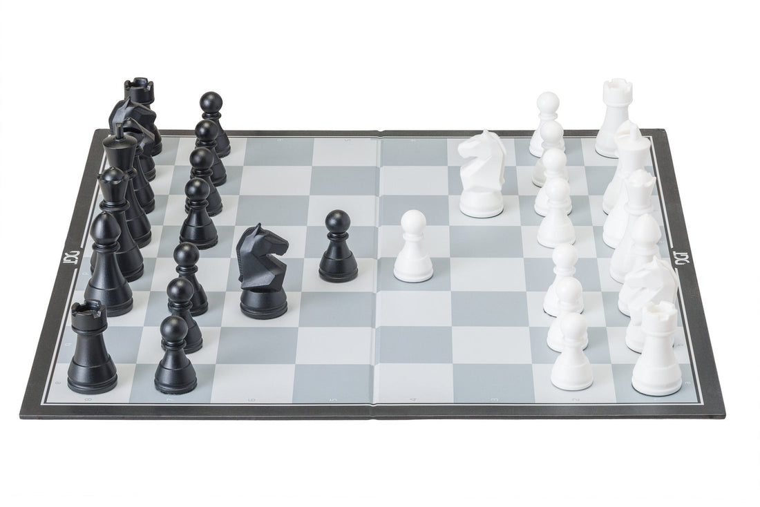 DGT Chess Box - 8717662822148 - Crystal Lotus