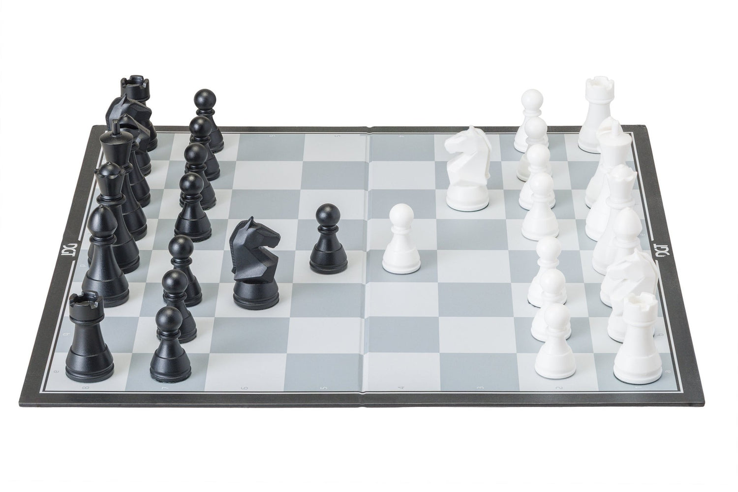 DGT Chess Box - 8717662822148 - Crystal Lotus