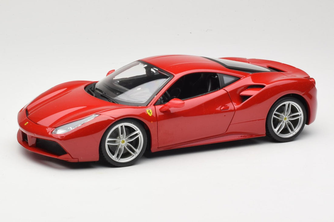 Bburago 1:18 Ferrari 488 GTB Red (2015) - 4893993160082 - crystallotus.eu