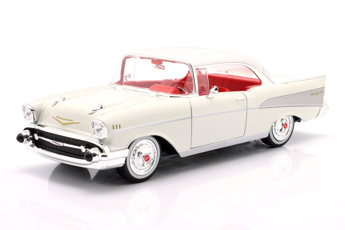 Maisto 1:18 Special Edition 1957 Chevrolet Bel Air Coupe White - 090159056188 - Crystal Lotus