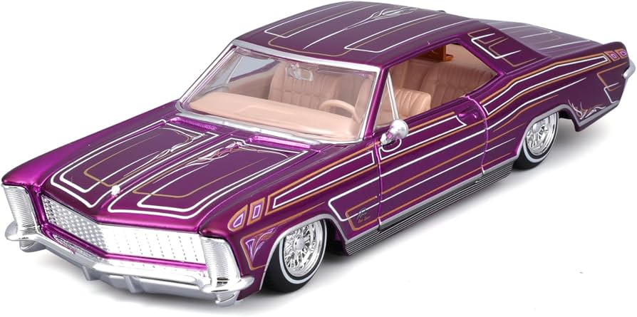 Maisto 1:26 Design Lowriders - 1965 Buick Riviera - 090159325512 - Crystal Lotus